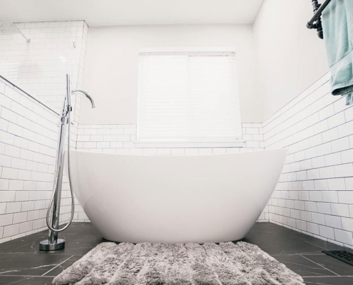 Bath remodel tub detail